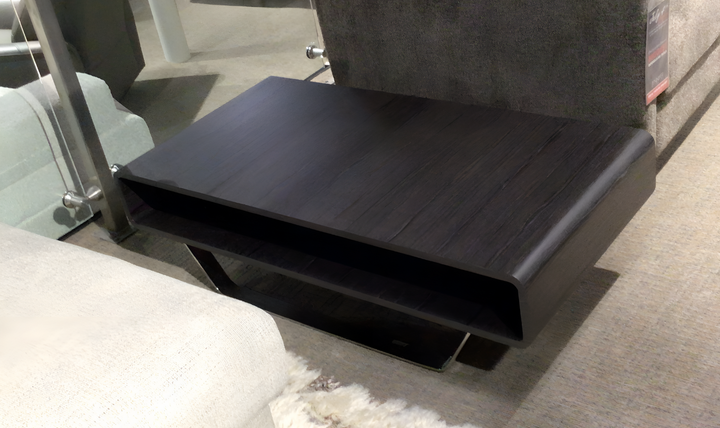 Jennifer Italia 136A coffee table