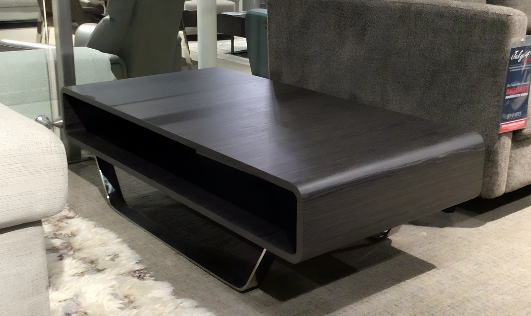 Jennifer Italia 136A coffee table