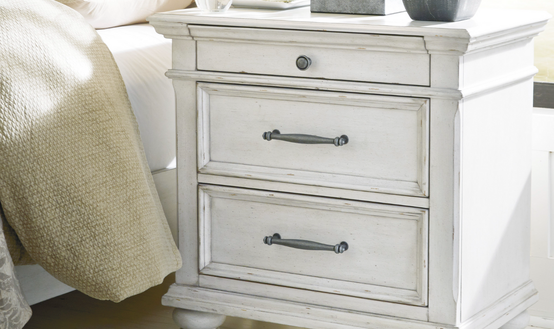 Kanwyn Nightstand-Jennifer Furniture