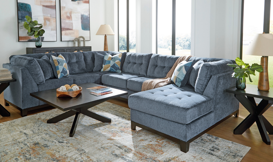 Maxon Place 3-Piece Sectional with Chaise