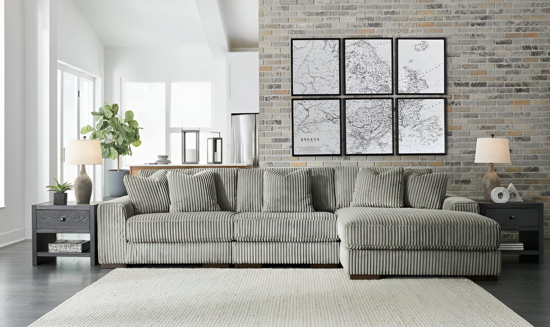 Ashley Lindyn 3-Piece Fabric Sectional with Chaise (RAF/LAF)