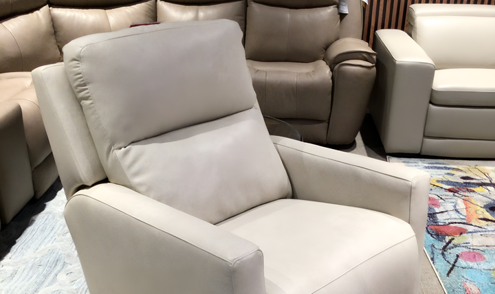 South Hampton manual leather recliner