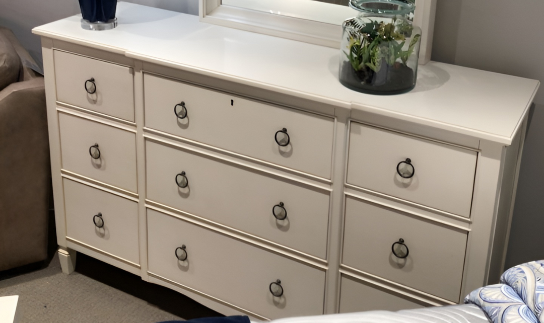 Summer Hill Dresser & Mirror - Jennifer Furniture