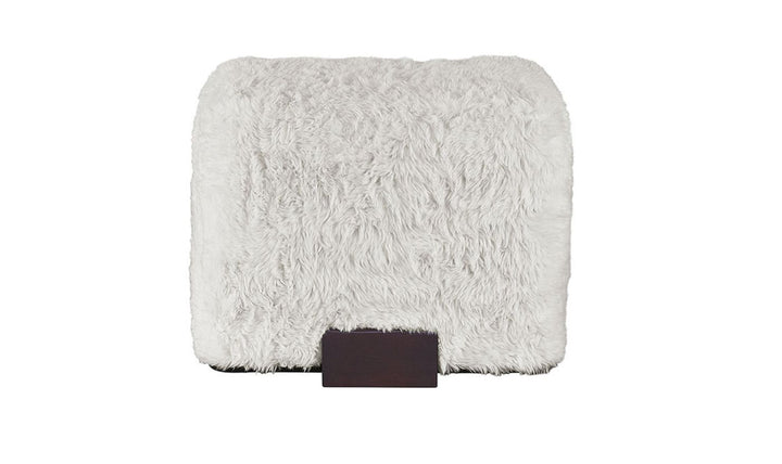 Universal furniture Wilshire Ottoman in Natural color