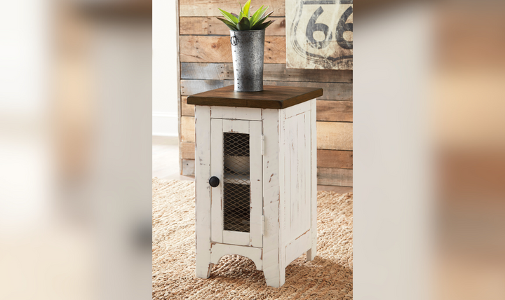 Modern Heritage Wystfield Chair Side End Table